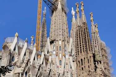 HISZPANIA: Blanes hotel *** Esplendid, Barcelona, Francja: Eurodisneyland + Paryż, Włochy Gardaland. Obóz młodzieżowy 14-19 lat